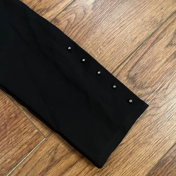 WHBM "The Legging" size medium - Picture 3 of 4
